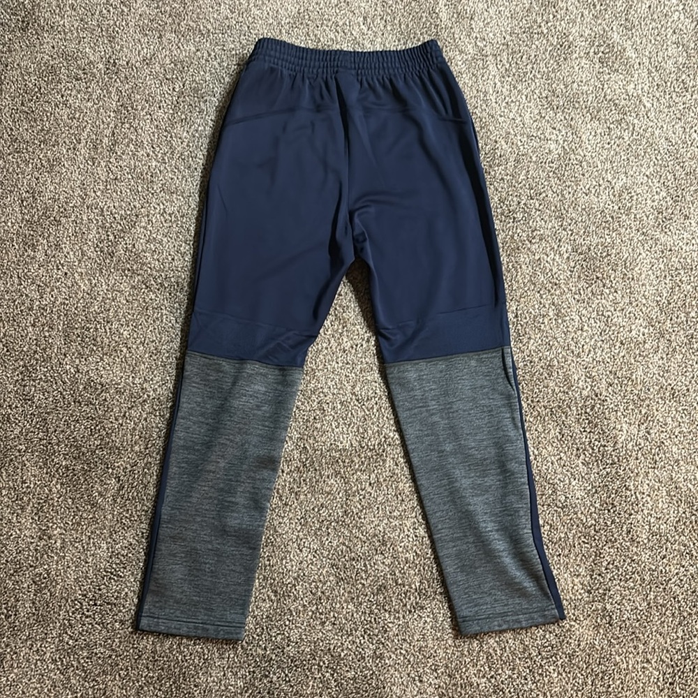 Adidas NBA Cleveland Cavs Sweatpants - Picture 2 of 4